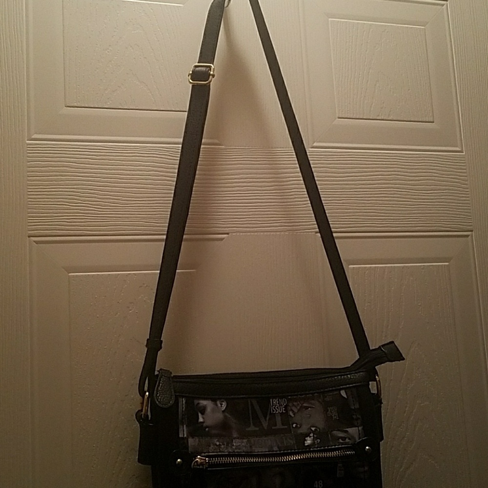 Purse - Picture 2 of 3